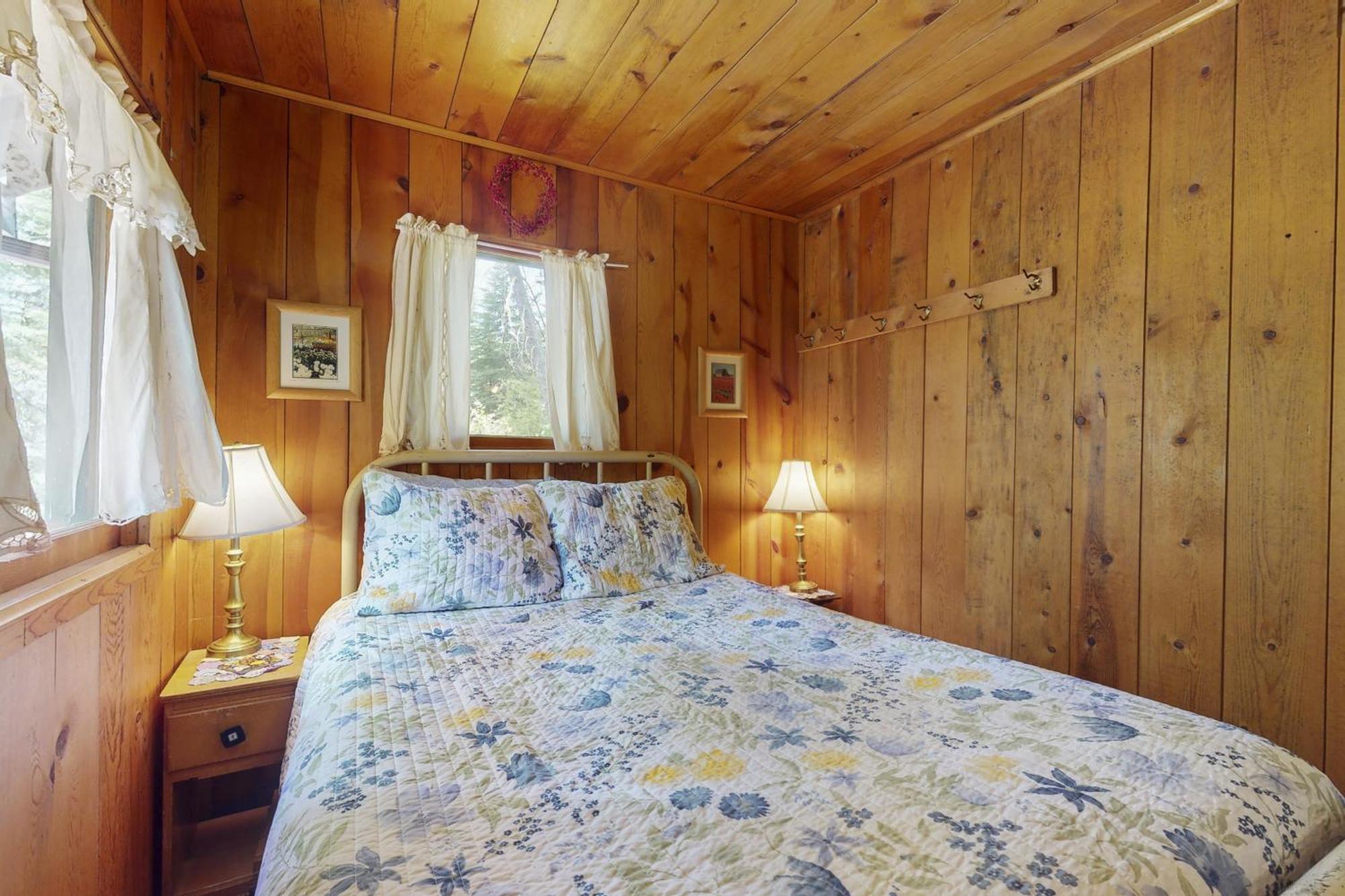 Pine Cone Cottage Joseph 外观 照片